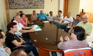  O grupo presidido por Arlindo Fries foi recebido no gabinete do prefeito Cantelmo Neto