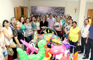 O prefeito Cantelmo Neto entregou às diretoras dos 16 CMEIs de Beltrão mais de seis mil brinquedos que irão equipar as brinquedotecas do município