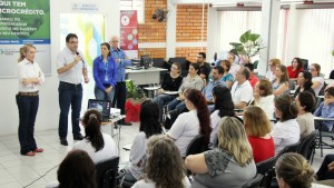 Prefeito Cantelmo Neto participou do lançamento da feirinha, nesta segunda no Centro Empresarial